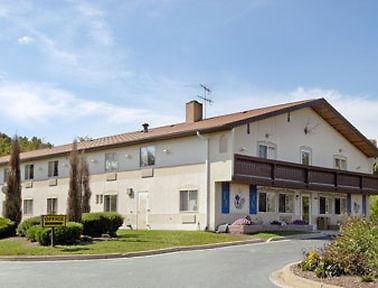 Hotel Super 8 By Wyndham Joppa Extérieur photo