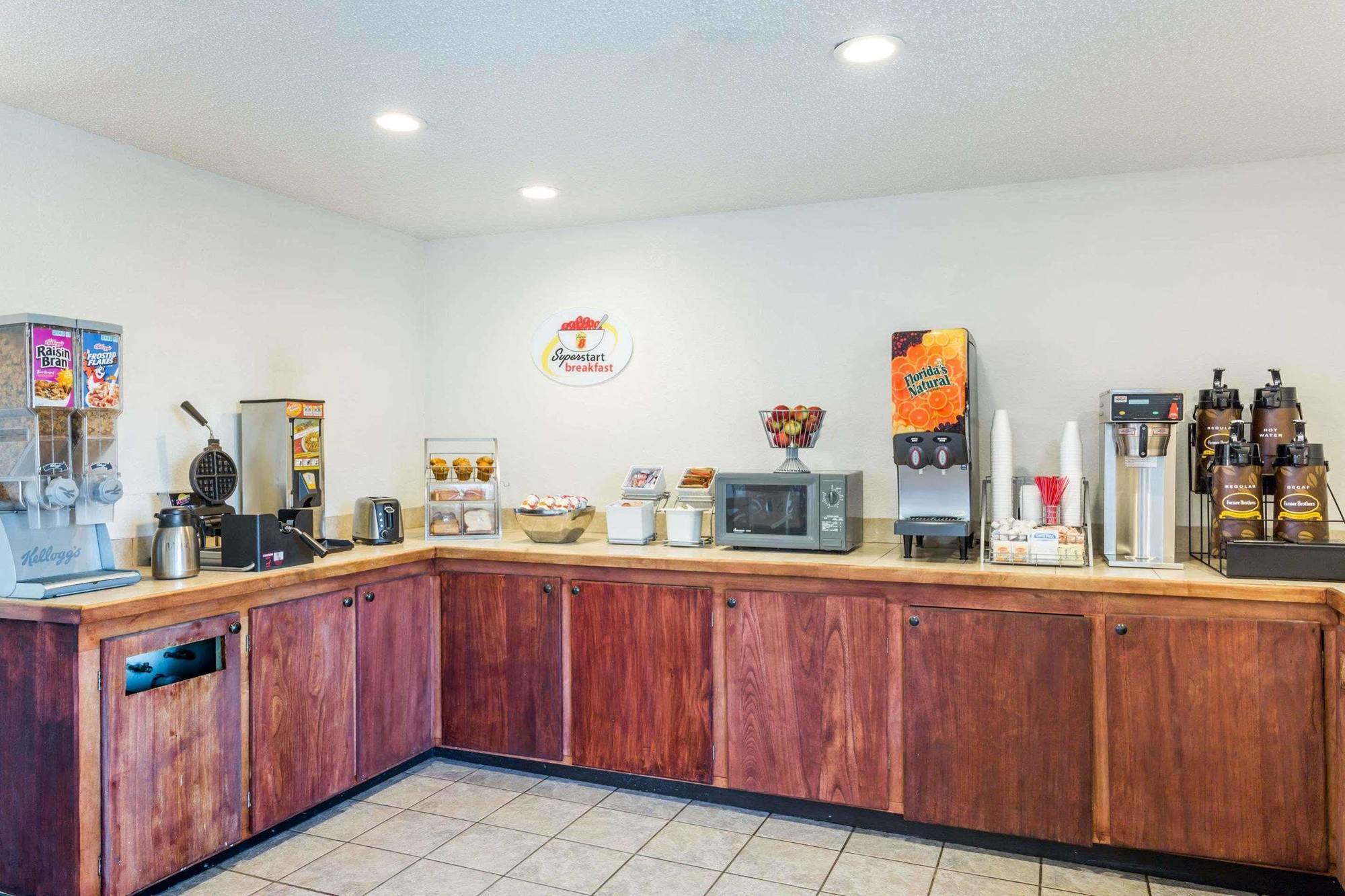 Hotel Super 8 By Wyndham Joppa Extérieur photo
